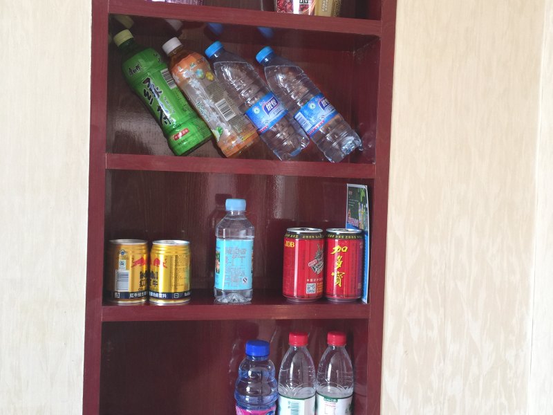 hotelPic