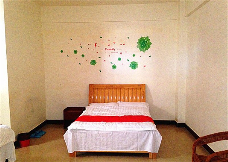 hotelPic