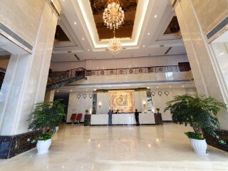 湖南張家界跟團(tuán)游的報(bào)價(jià)_湖南張家界國際旅行_暑假湖南張家界游價(jià)格
