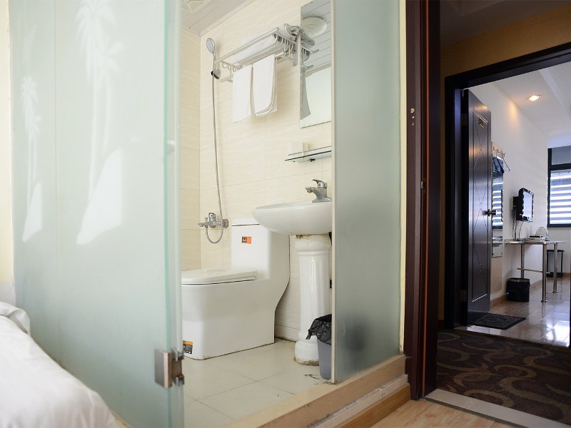 hotelPic