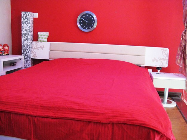 hotelPic