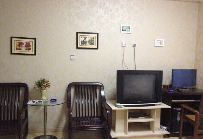 hotelPic