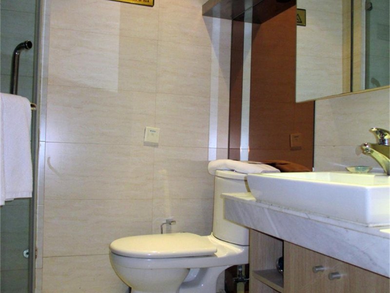hotelPic