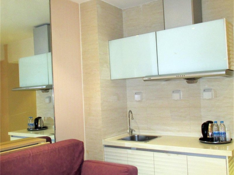 hotelPic