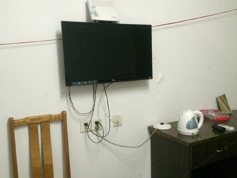 hotelPic