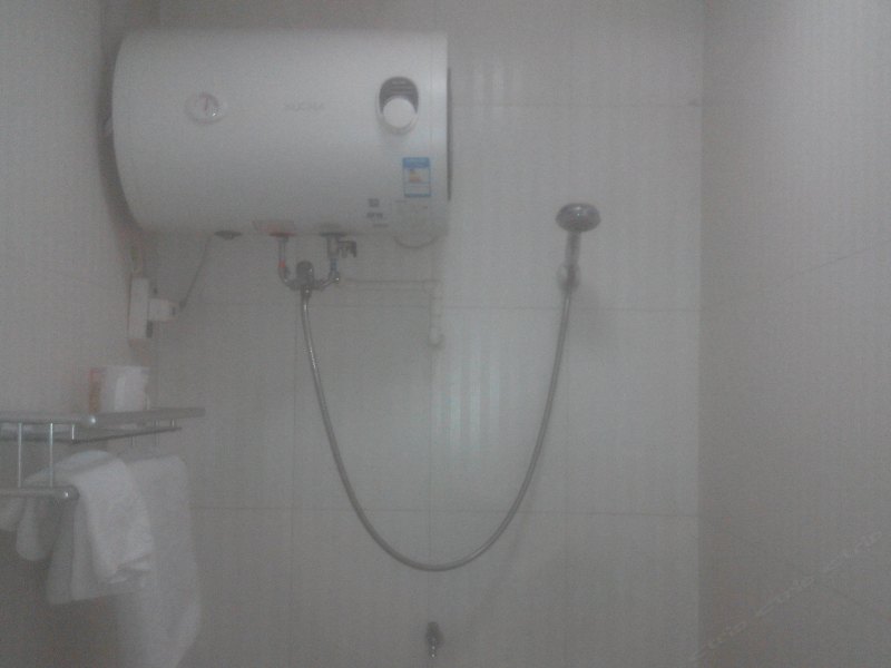 hotelPic