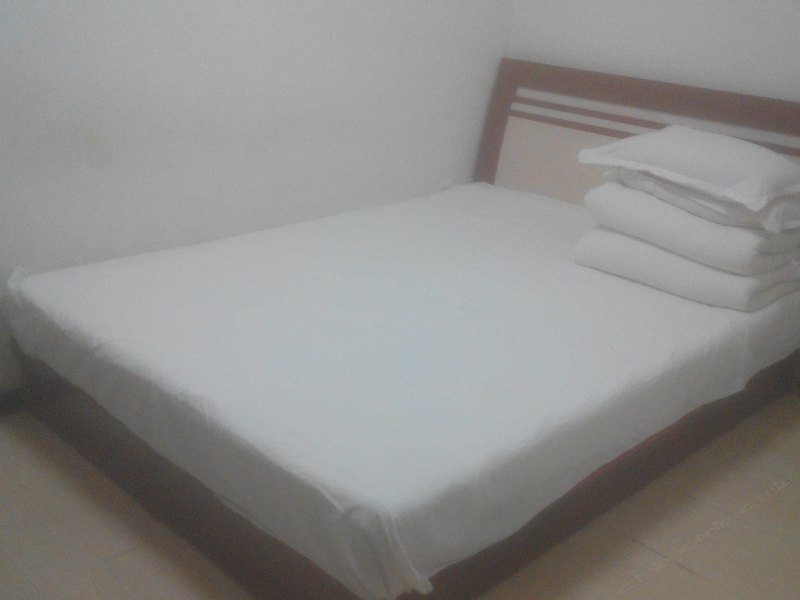 hotelPic