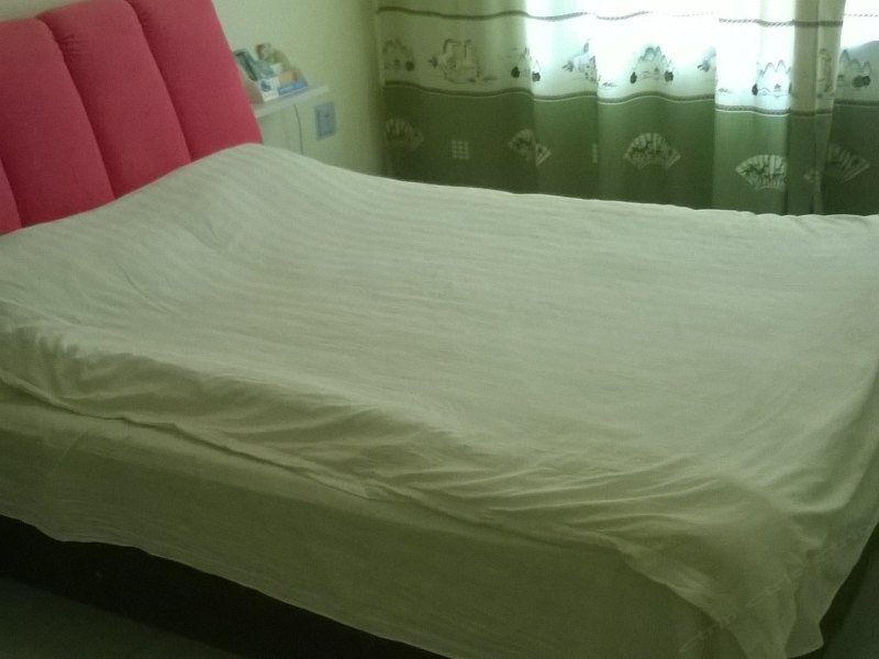 hotelPic