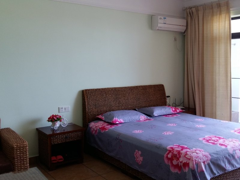 hotelPic