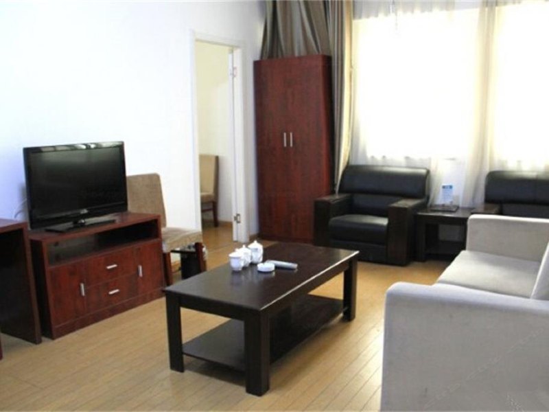 hotelPic