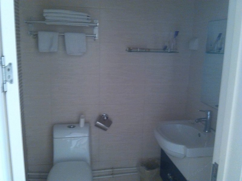 hotelPic