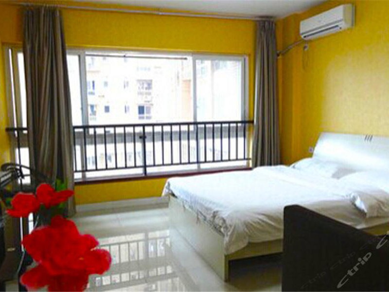 hotelPic