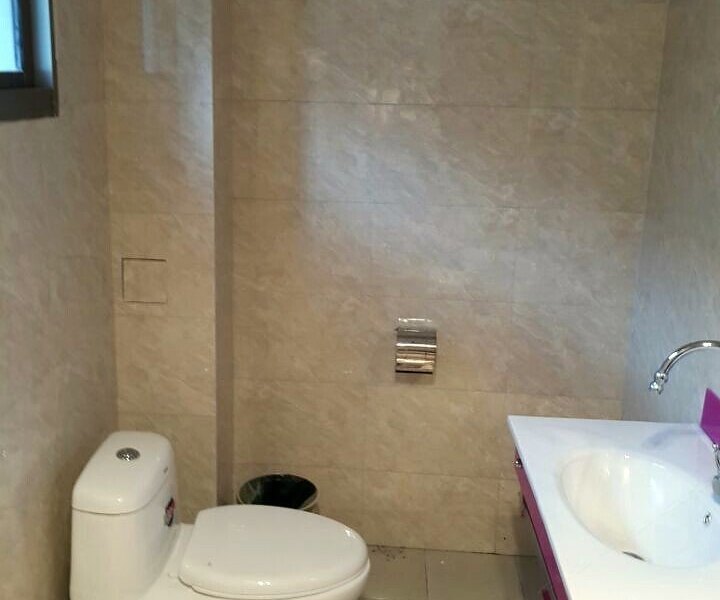 hotelPic