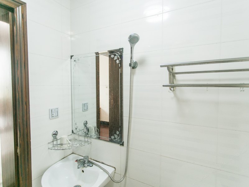 hotelPic