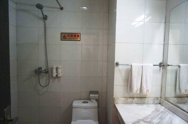 hotelPic