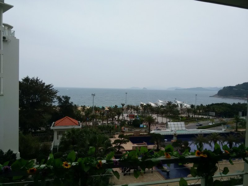 hotelPic