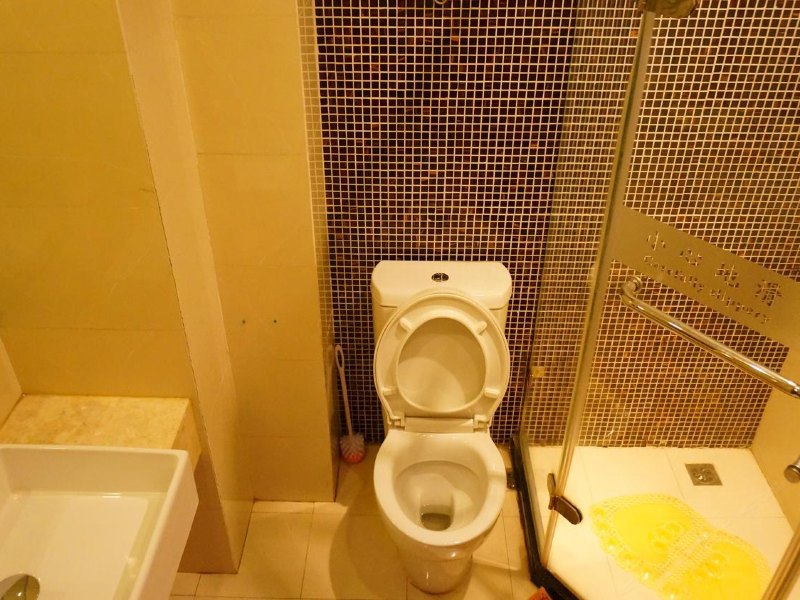 hotelPic