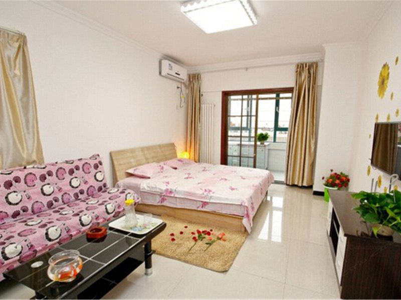 hotelPic