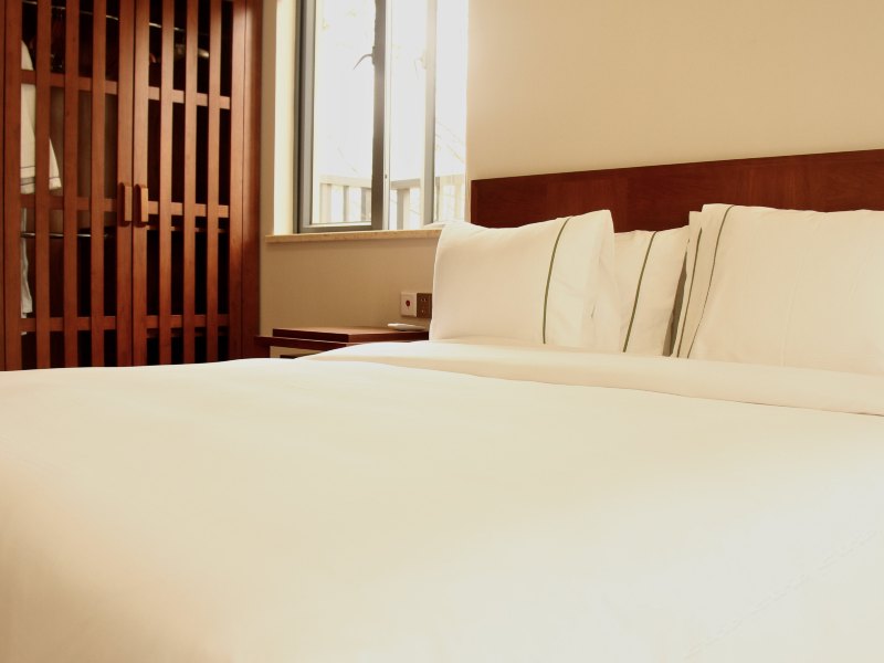 hotelPic