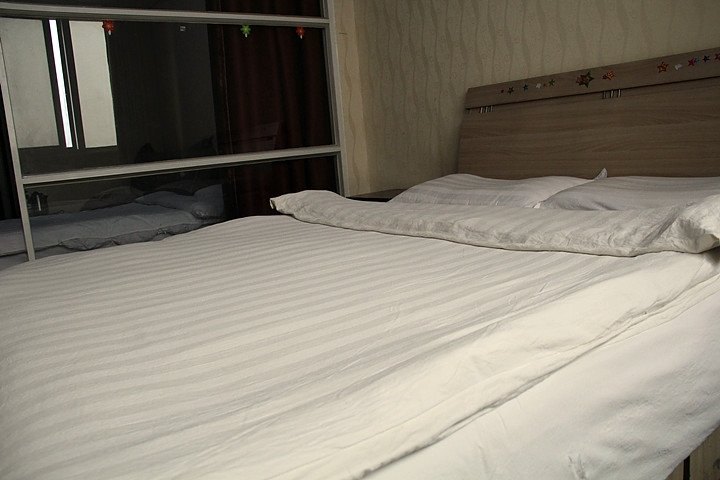 曙光招待所(西安高新四路店)