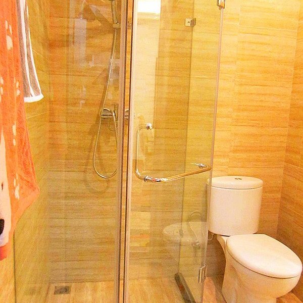 hotelPic