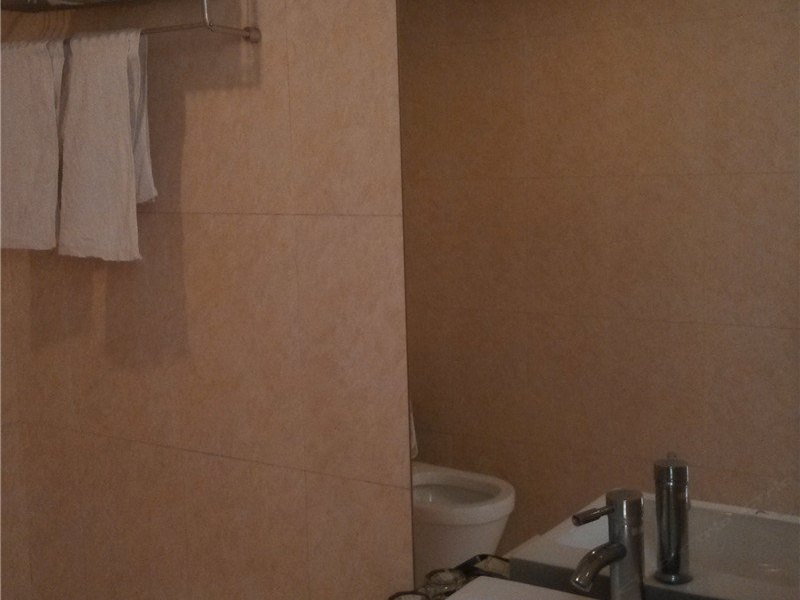 hotelPic