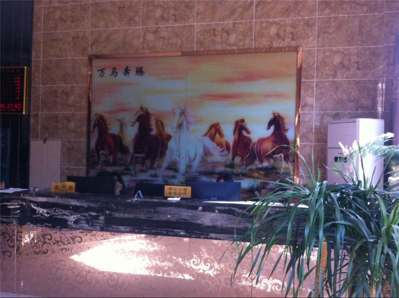 hotelPic