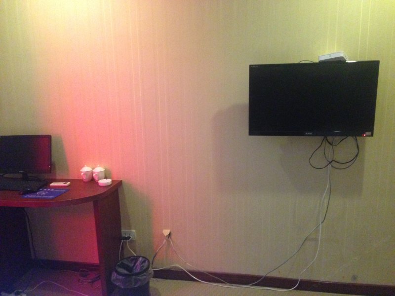 hotelPic