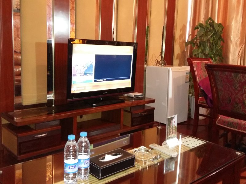 hotelPic