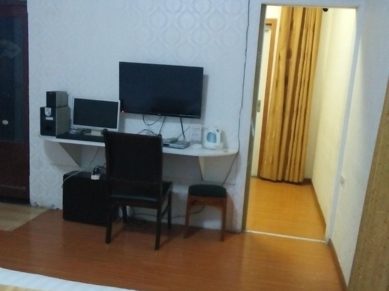 hotelPic