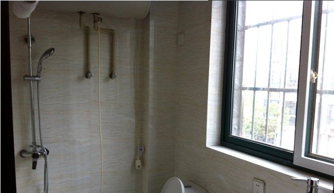 hotelPic