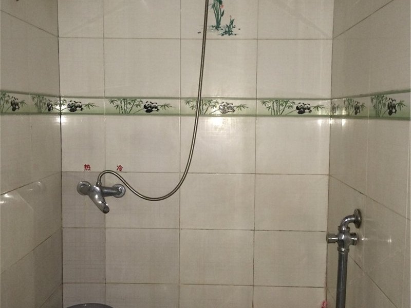 hotelPic