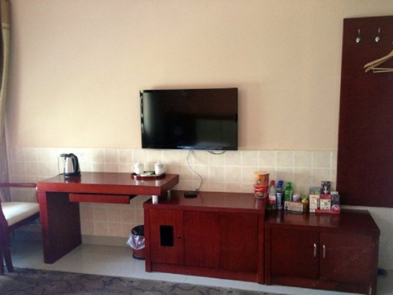 hotelPic