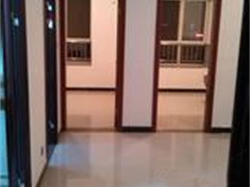 hotelPic