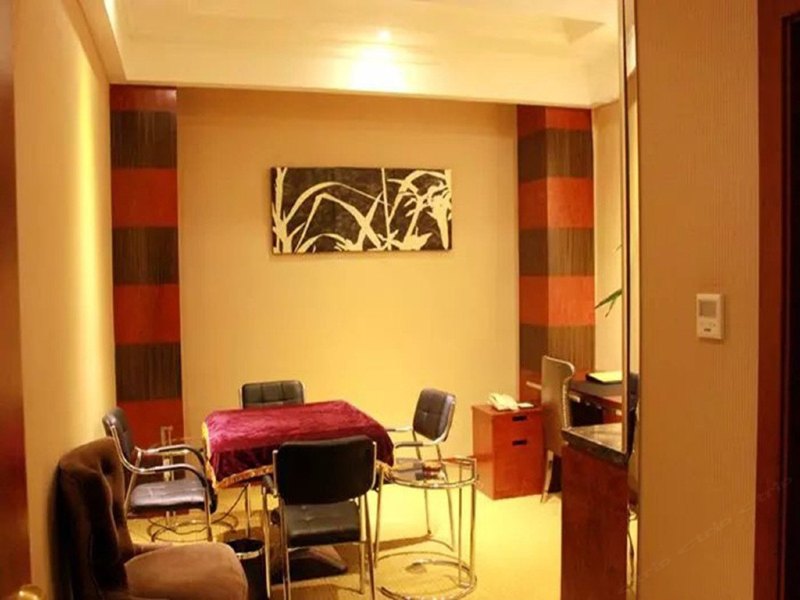 hotelPic