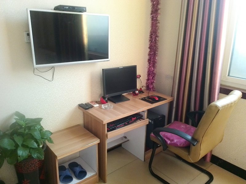 hotelPic