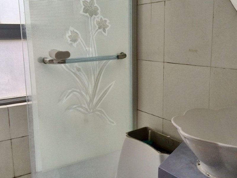 hotelPic