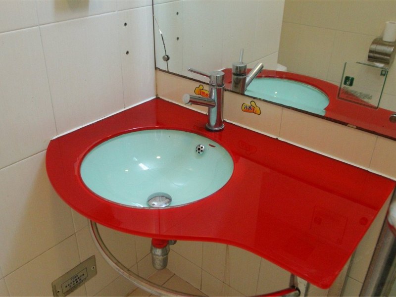 hotelPic