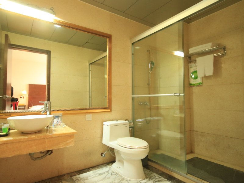hotelPic