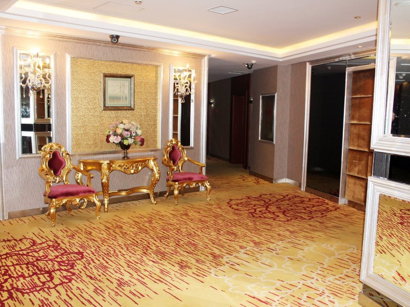 hotelPic