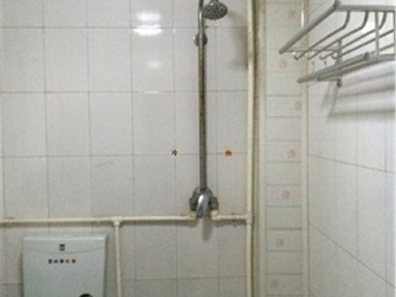 hotelPic