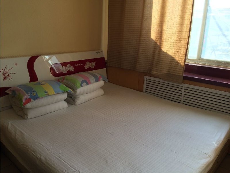 hotelPic