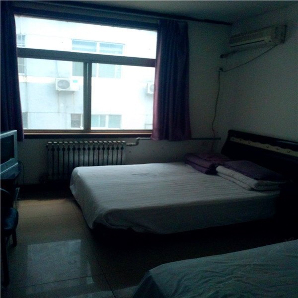 hotelPic