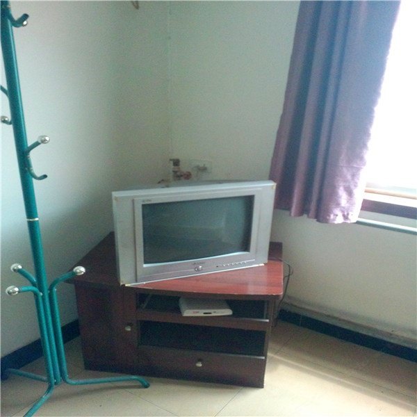 hotelPic