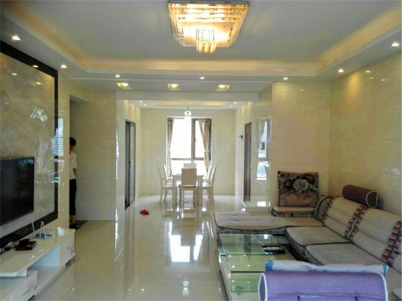 hotelPic