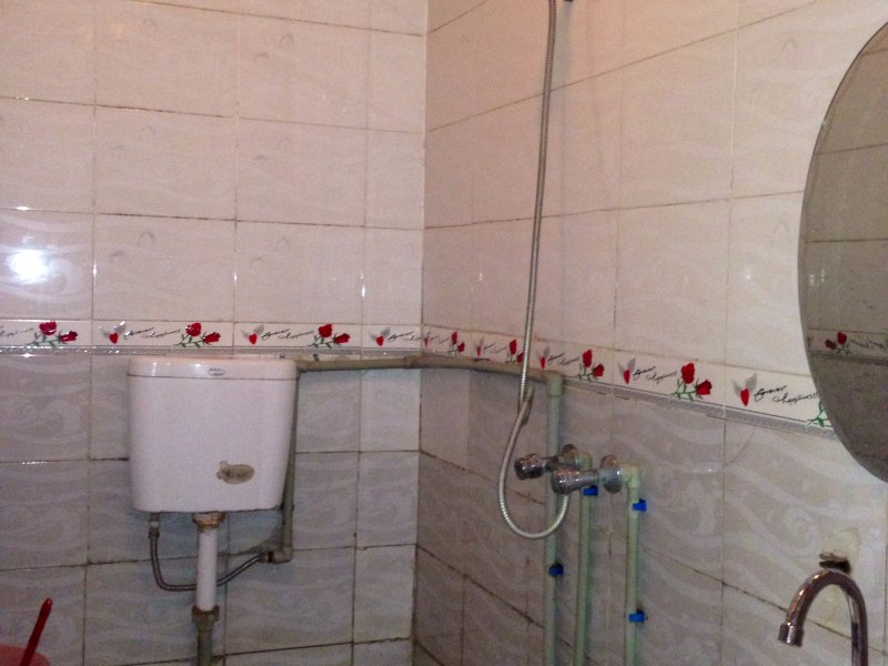 hotelPic