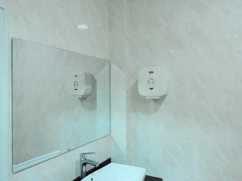 hotelPic
