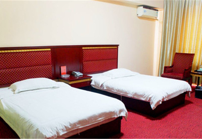 hotelPic