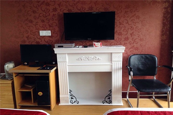 hotelPic