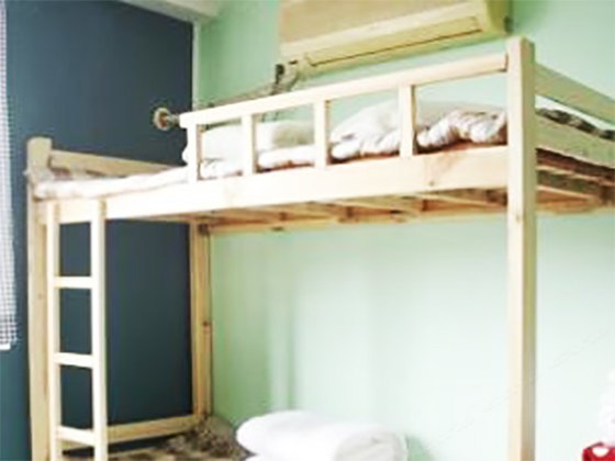 hotelPic